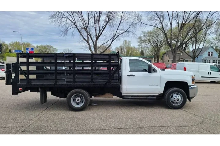 $22990 : 2016 Silverado 3500HD CC Work image 6