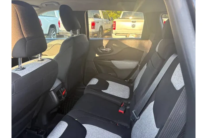 $8950 : 2014 Cherokee Latitude image 8
