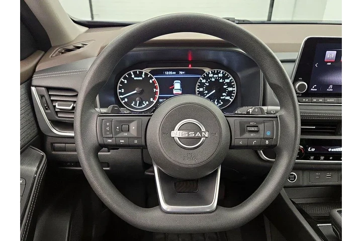 $22998 : Nissan Rogue 2023 SV 4dr Cro image 10