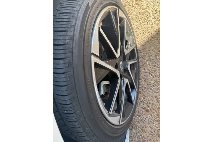 $20763 : Nissan Sentra 2024 SR 4dr Se image 5