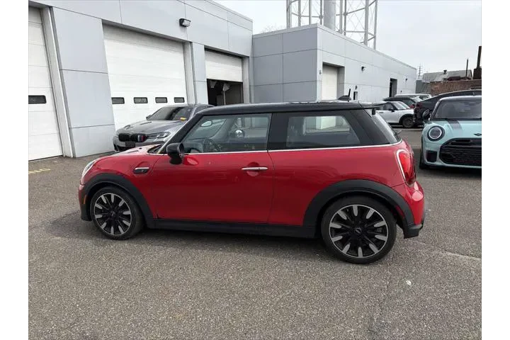$24993 : MINI Hardtop 2 Door 2023 Coo image 4