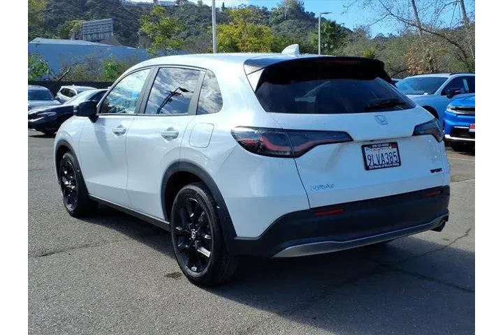 $24770 : Honda HR-V 2023 AWD Sport 4d image 7