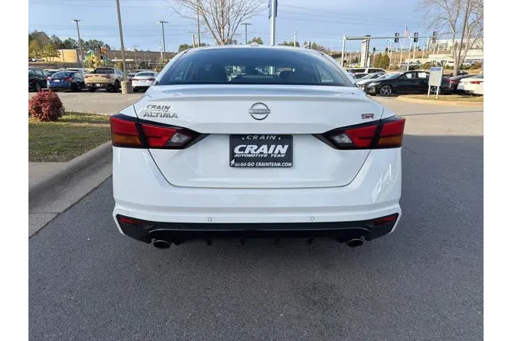 $20751 : Nissan Altima 2023 2.5 SR 4d image 6