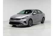 $19998 : Kia Forte 2024 LXS 4dr Sedan thumbnail