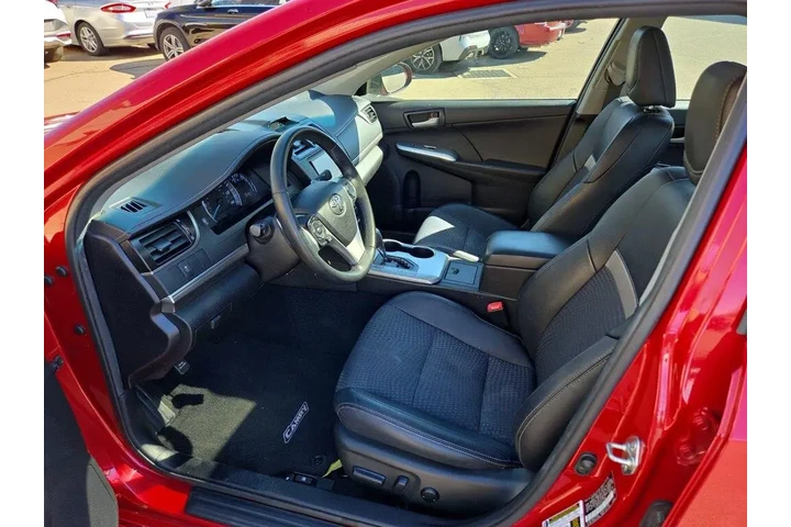 $14998 : Toyota Camry 2014 SE 4dr Sed image 10