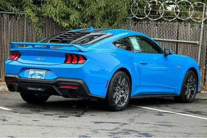 $39476 : Ford Mustang 2024 GT 2dr Fas image 3