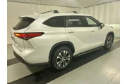 $35111 : Toyota Highlander 2022 AWD X thumbnail