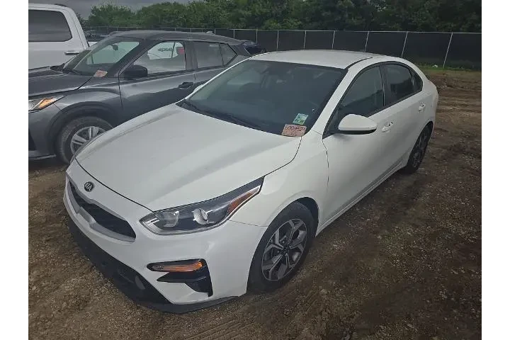 $13024 : Kia Forte 2021 FE 4dr Sedan image 1