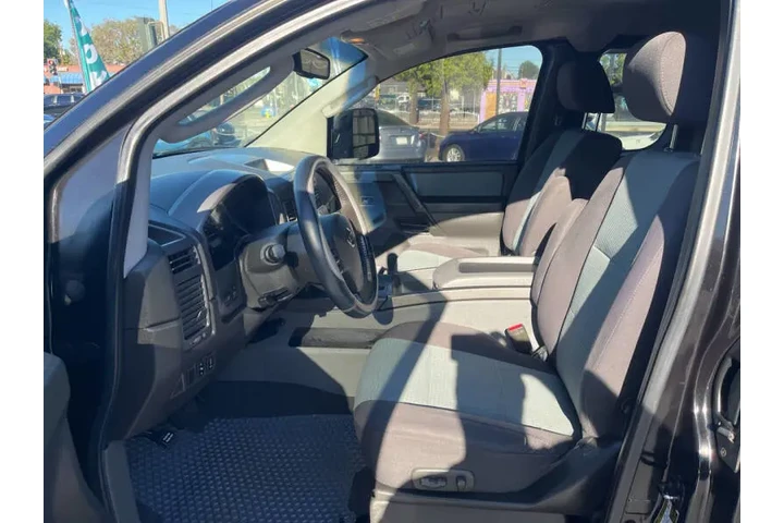 $11995 : 2007 Titan SE image 10