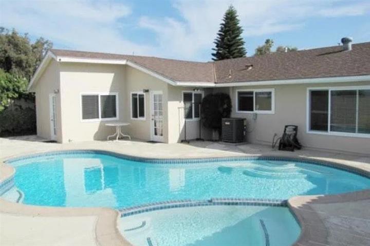 $2100 : 🏠Minutes from LAX✈ & SoFi🏟️ image 1