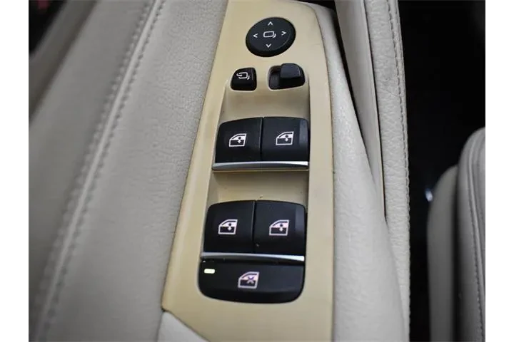 $23512 : BMW 5 Series 2019 540i 4dr S image 5