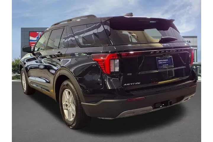 $39368 : Ford Explorer 2026 Active 4d image 8