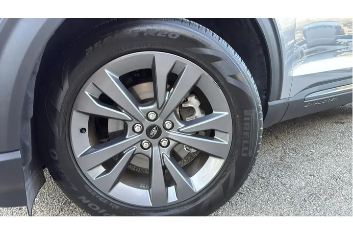 $31594 : Ford Explorer 2023 XLT 4dr S image 5