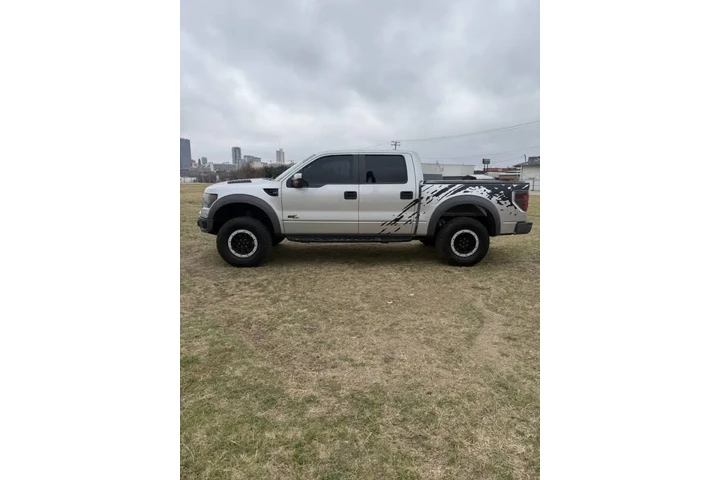 $25900 : 2014 F-150 SVT Raptor image 6