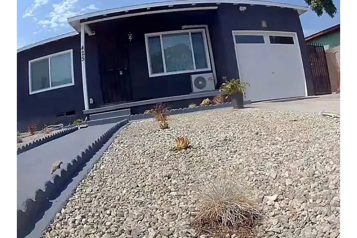 $2400 : TOTALLY RENOVATED 3+ bedroom image 1