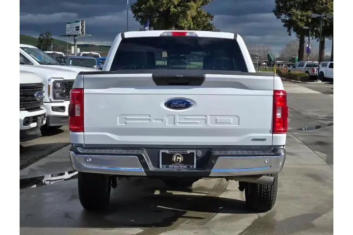 $39777 : Ford F-150 2023 4x4 XLT 4dr image 5