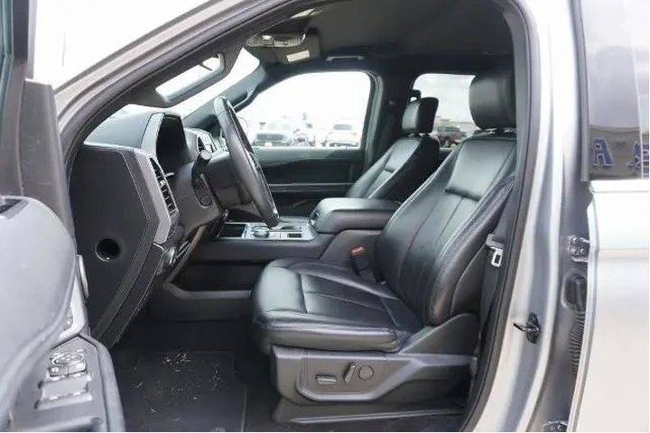 $22888 : Ford Expedition MAX 2020 4x2 image 7