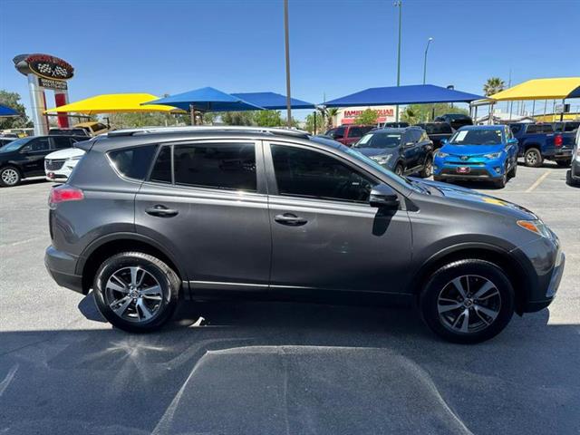 $16500 : Pre-Owned 2017 RAV4 XLE Sport image 7