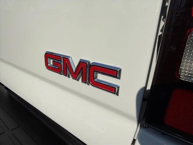 $24995 : 2004 GMC Sierra 2500HD SLT image 8