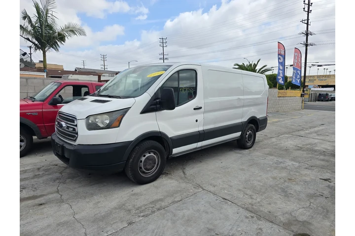 $20900 : 2016 ford transit 150 v6 image 4