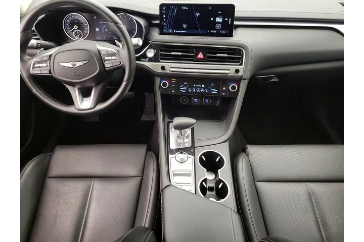 $30998 : Genesis G70 2025 2.5T Standa image 9