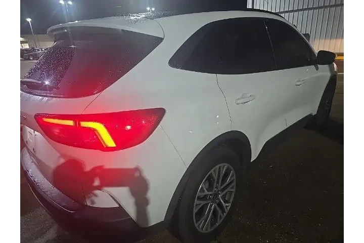 $19850 : Ford Escape 2022 SEL 4dr SUV image 7