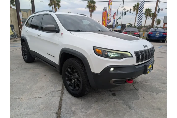 $22995 : 2019 Cherokee Trailhawk Elite image 3