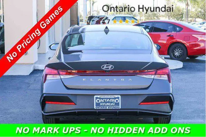$21048 : Hyundai ELANTRA 2024 SEL 4dr image 7
