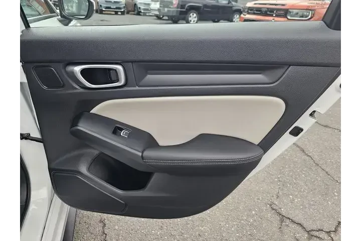 $28148 : Honda Civic 2024 EX-L 4dr Ha image 10