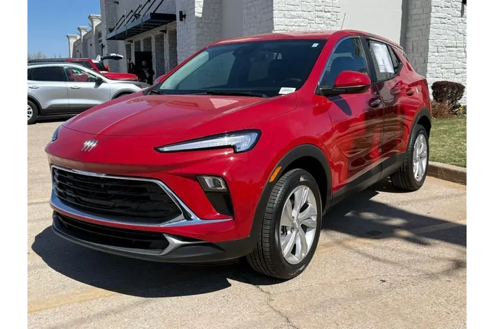 $28577 : Buick Encore GX 2026 AWD Pre image 5