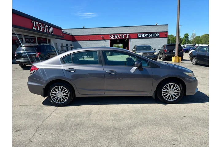$8450 : 2015 Civic Sedan 4dr CVT LX image 1