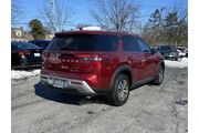$29478 : Nissan Pathfinder 2024 AWD S thumbnail
