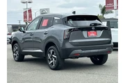 $23538 : Nissan Kicks 2026 SV 4dr Cro thumbnail