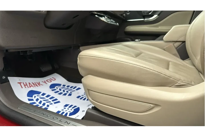 $34495 : Lincoln Corsair 2023 AWD Res image 9