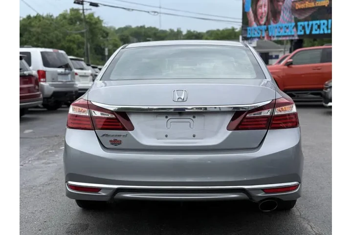 $13995 : 2017 Accord LX image 6