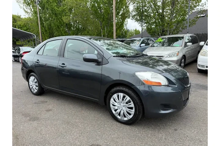 $5995 : 2009 Yaris image 3