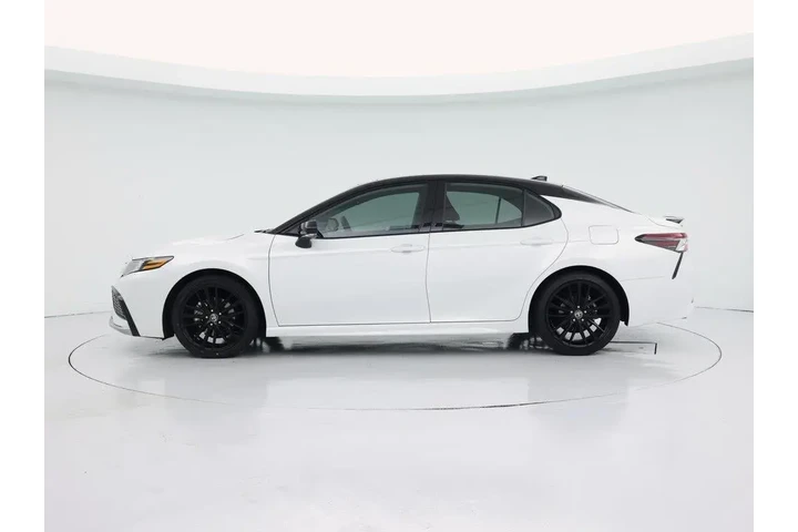 $32998 : Toyota Camry 2023 XSE 4dr Se image 3