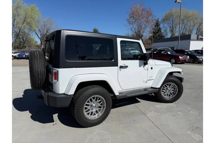 $18999 : 2011 Wrangler Sahara image 3