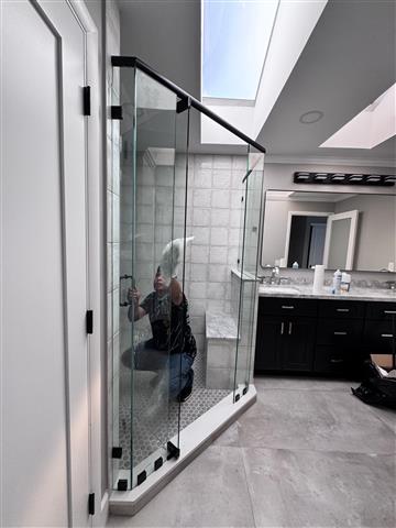 Shower Doors image 3