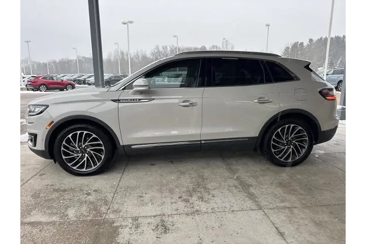 $25900 : Lincoln Nautilus 2020 AWD Re image 3