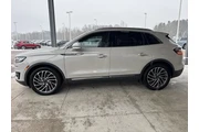 $25900 : Lincoln Nautilus 2020 AWD Re thumbnail