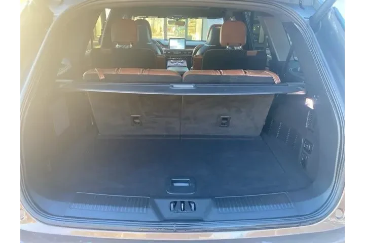 $39980 : Lincoln Aviator 2022 AWD Res image 9