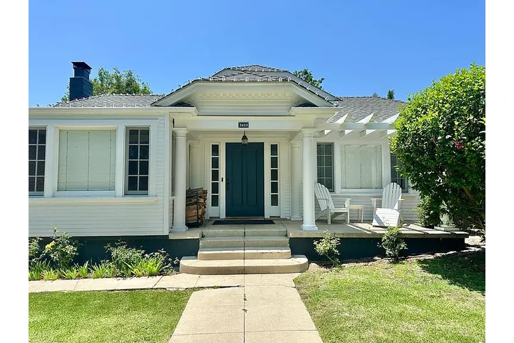 $2800 : 3bed available for rent image 5