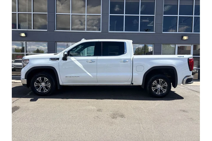$46995 : 2025 GMC Sierra 1500 4WD Crew image 9