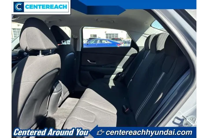 $15998 : Hyundai ELANTRA 2023 SEL 4dr image 10