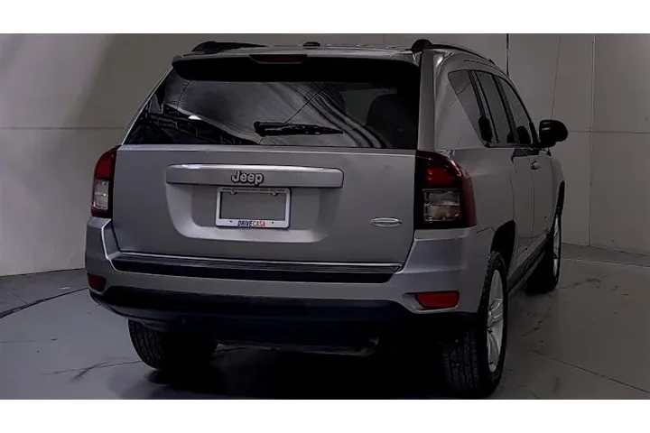 2015 Escape SE 4WD image 7