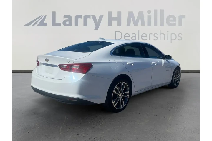 Chevrolet Malibu 2023 LT 4dr image 5