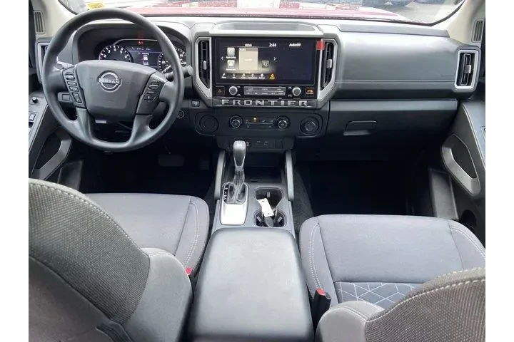 $30368 : Nissan Frontier 2025 4x2 SV image 10