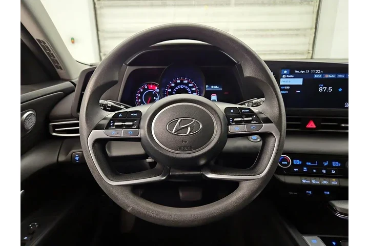 $18998 : Hyundai ELANTRA 2023 SEL 4dr image 10