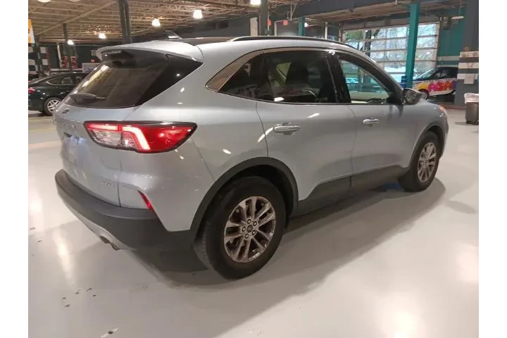 $20000 : Ford Escape 2022 AWD SE 4dr image 6